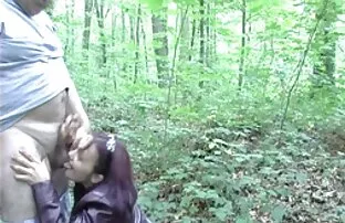 XXX Der Kerl in allen Rissen reife amateur titten einer Frau