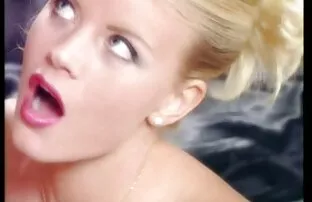 XXX Große russische Mädchen adoptiert ein neues sexvideos von reifen frauen Mitglied