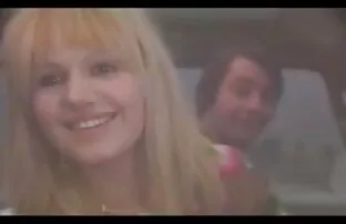 XXX Schlanke Mädchen geschraubt ein Mann sexfilm mit alten frauen in Muschi
