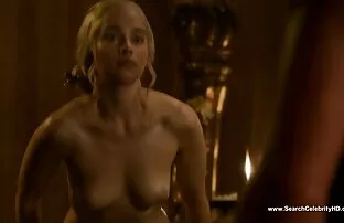 XXX Russische Schönheit fingert Ihre nackte reife frauen beim sex köstliche pussy